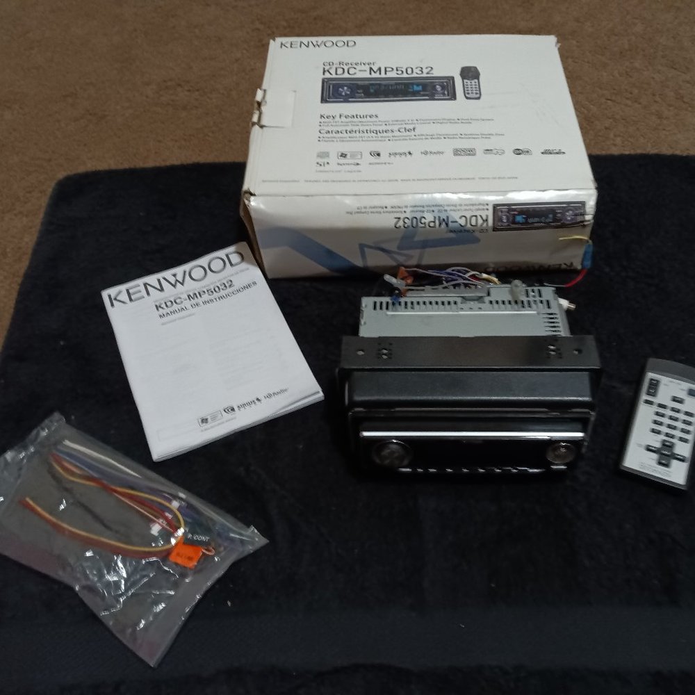 Kenwood Car Cd System Brand New W/ Remote